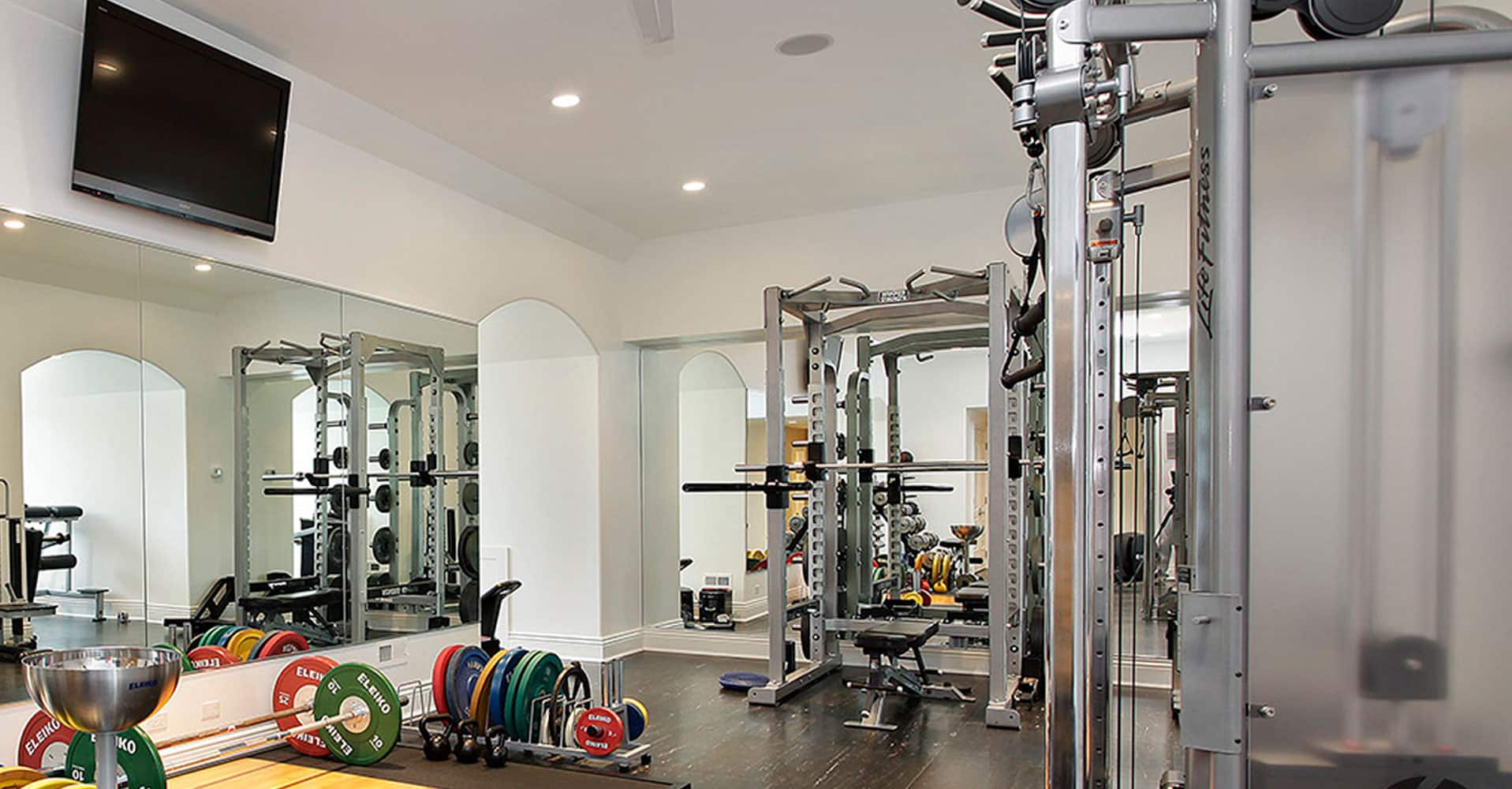 aqua lock home page image workout room